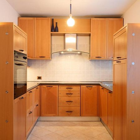 Strategic Apartment - Near Bolzano Prato all'Isarco Buitenkant foto