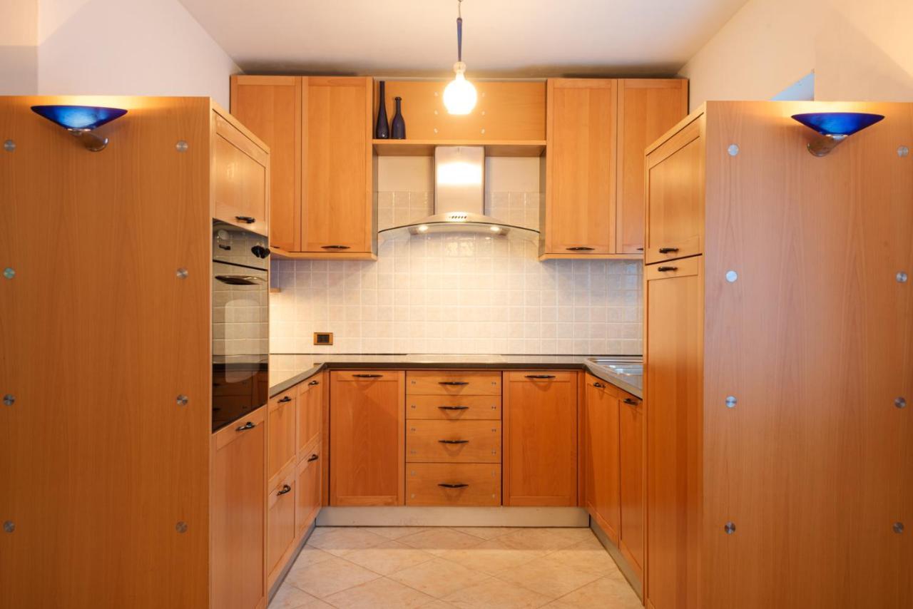 Strategic Apartment - Near Bolzano Prato all'Isarco Buitenkant foto